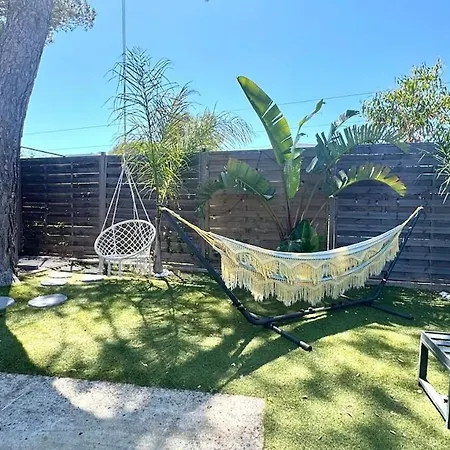 Villa Pour 6 Voyageurs, Piscine, Jardin, Terrain De Boule Et Parking Prive *